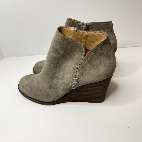 Lucky Brand Other - Lucky Brand wedge ankle booties | leather | taupe brown | size 9